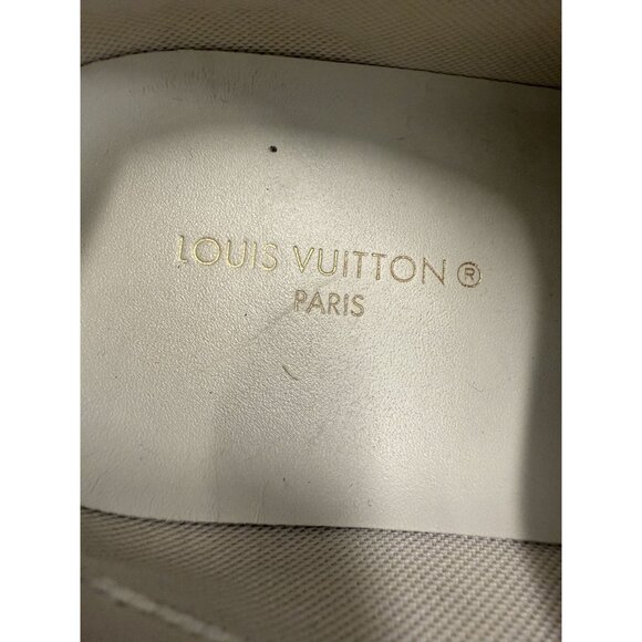 Louis Vuitton Womens White Embossed Leather Sneakers Size 8 With Monogram Detail - Picture 11 of 12